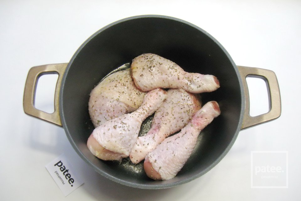 Куриные голени тушеные в пиве - Шаг 3