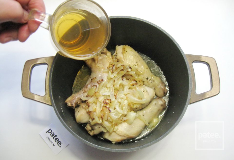 Куриные голени тушеные в пиве - Шаг 10