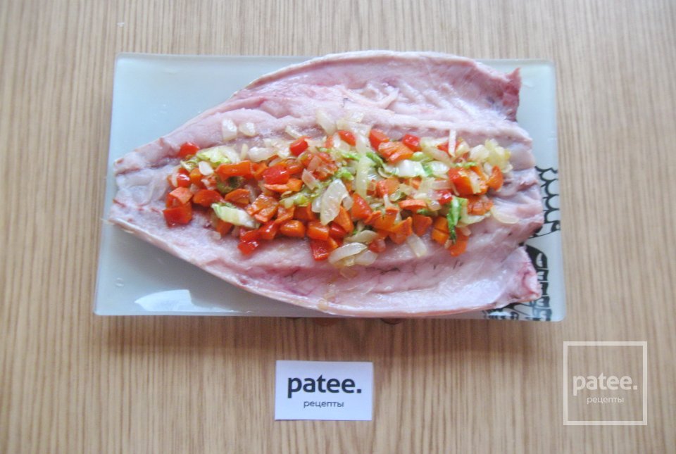 Скумбрия запеченная с овощами - Шаг 7