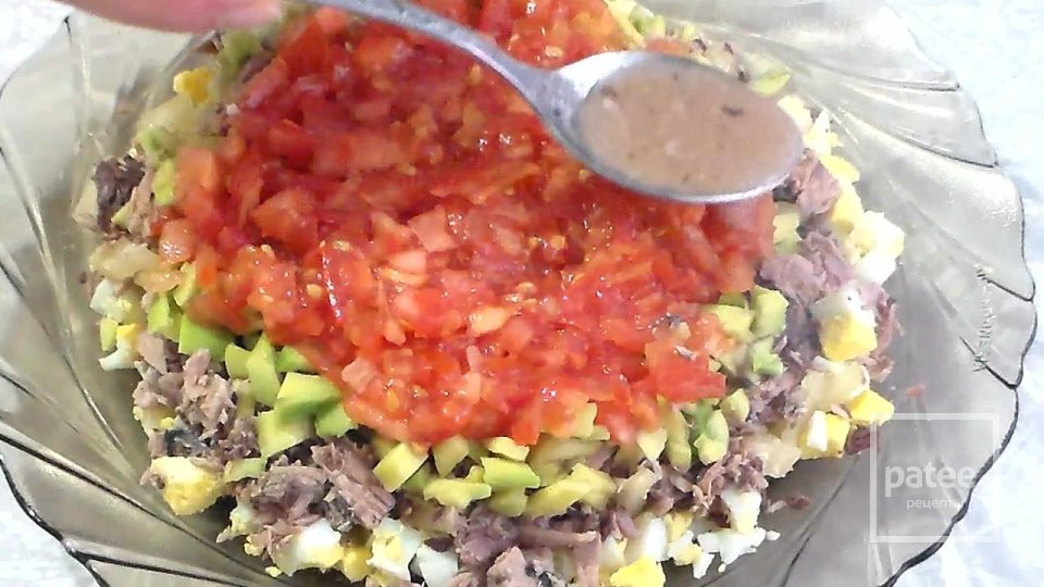 Рыбный салат без майонеза на Новогодний Стол - Шаг 7