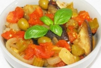 Овощное рагу с оливками Капоната