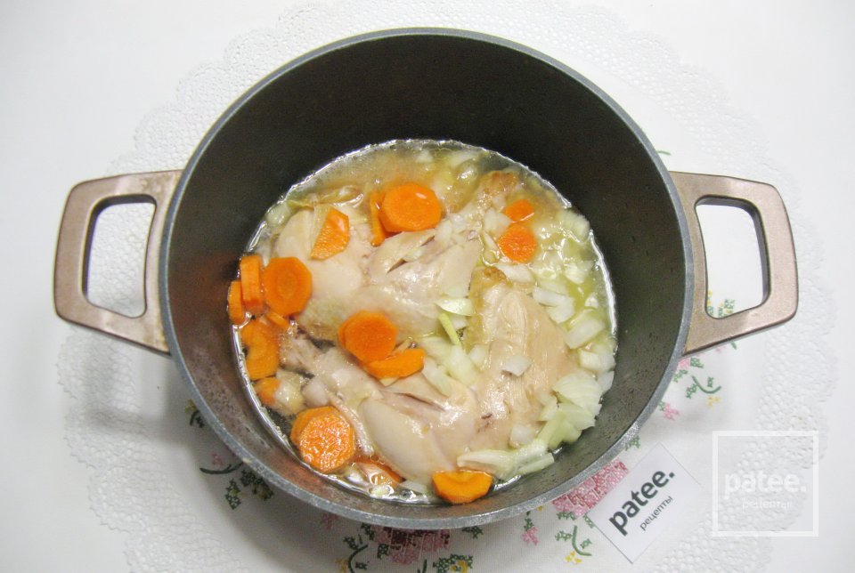 Куриные окорочка с гречкой и помидорами - Шаг 5