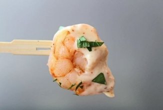 Креветки с соусом айоли