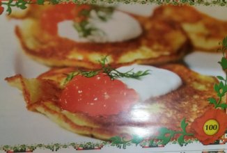 Картофельные олади с икрою