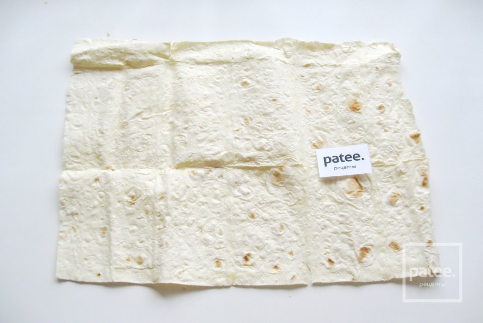 Пирог из лаваша с тушеной капустой - Шаг 6