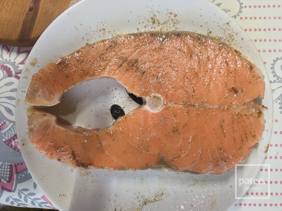 Семга, запечённая в духовке с сыром - Шаг 1