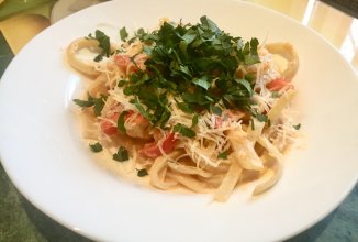 Паста с креветками в сливочном соусе😋