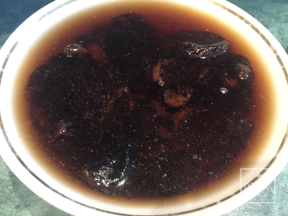 Пирог с черносливом и сметанным кремом😍 - Шаг 1