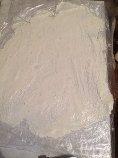 Рулет из салями, творога и зеленого перца. - Шаг 1