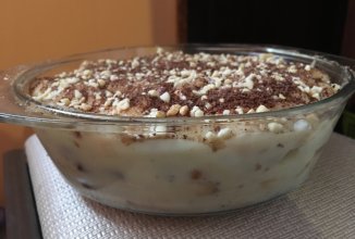 торт с бананами, заварным кремом и печеньем