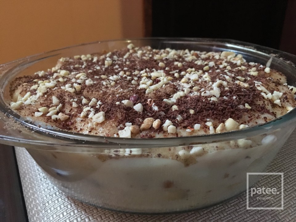 торт с бананами, заварным кремом и печеньем - Шаг 1