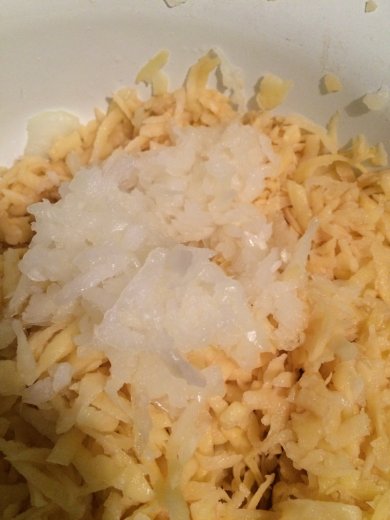 Драники с сыром и ветчиной - Шаг 2