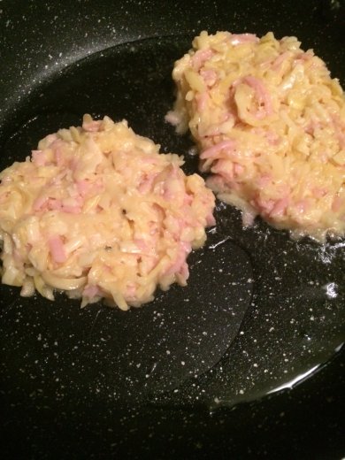 Драники с сыром и ветчиной - Шаг 6