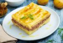 Картофельная запеканка с куриным фаршем и шпинатом
