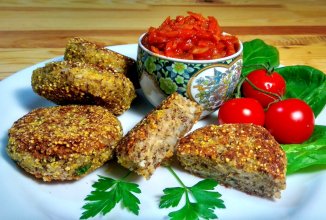 Биточки из чечевицы и риса