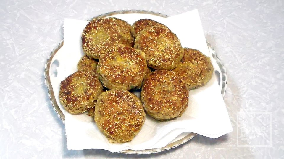 Биточки из чечевицы и риса - Шаг 7