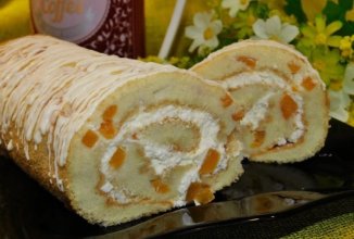 Рулет с творожным сыром и абрикосами