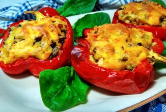 Перец запечённый в духовке с грибами и сыром