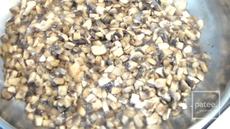 Перец запечённый в духовке с грибами и сыром - Шаг 2