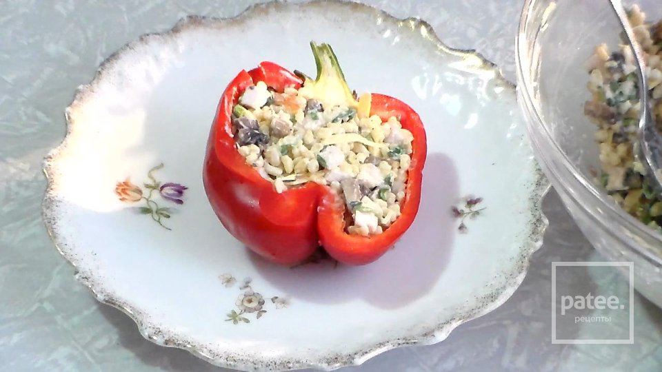 Перец запечённый в духовке с грибами и сыром - Шаг 8