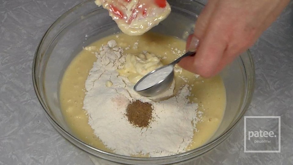 Морковный кекс с клюквой - Шаг 3