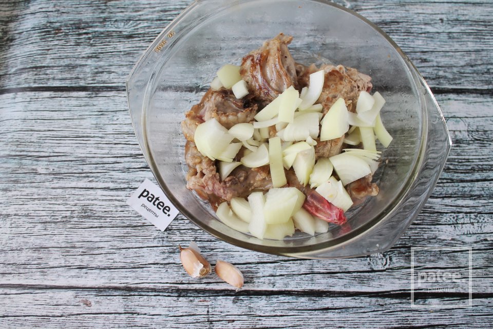 Кролик с овощами в сметане в духовке - Шаг 7