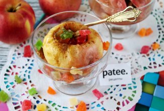 Яблоки с мёдом и корицей в микроволновке