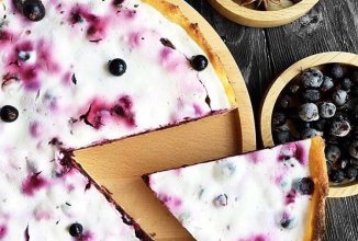 Ягодно-творожый пирог