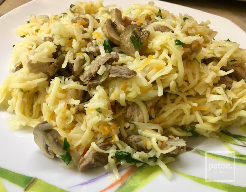 ГУЛЯШ С ДОМАШНЕЙ ЛАПШОЙ - Шаг 2