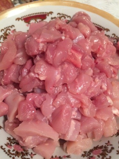 Паста с куриными бедрышками в медово-соевом соусе. - Шаг 1