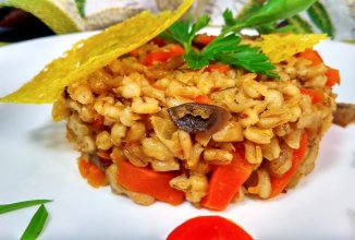 Перловка с грибами и корнем сельдерея в мультиварке