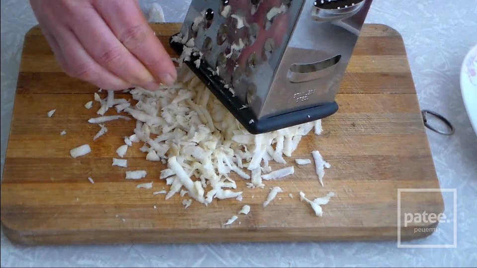 Перловка с грибами и корнем сельдерея в мультиварке - Шаг 3