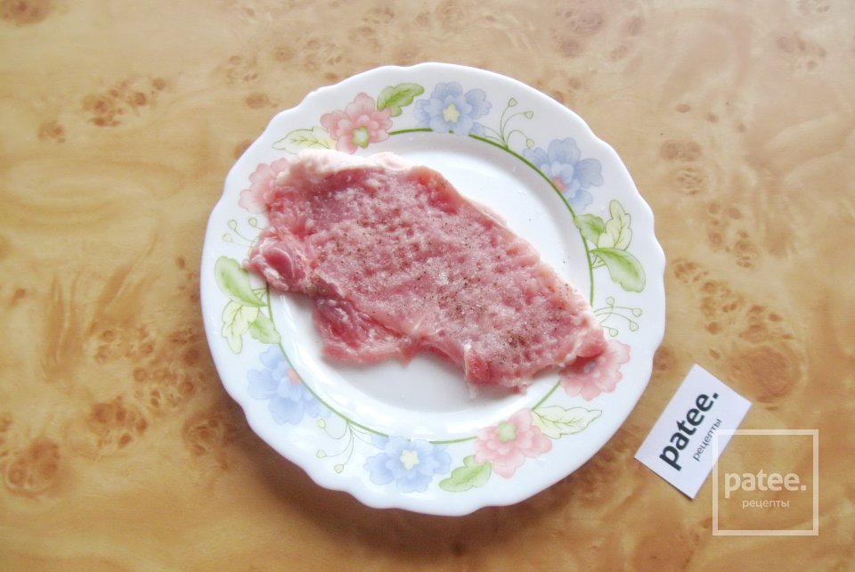 Рулетики из свинины с грибами - Шаг 3