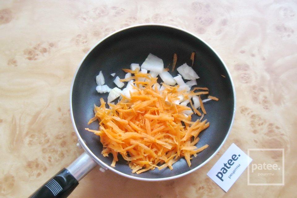 Рулетики из свинины с грибами - Шаг 4