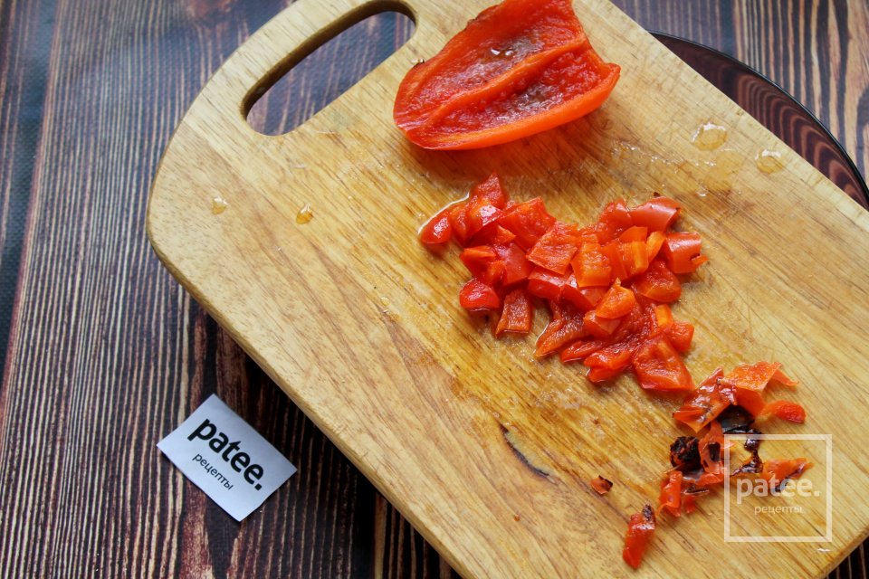 Салат овощной с моцареллой "Любимая жена" - Шаг 4