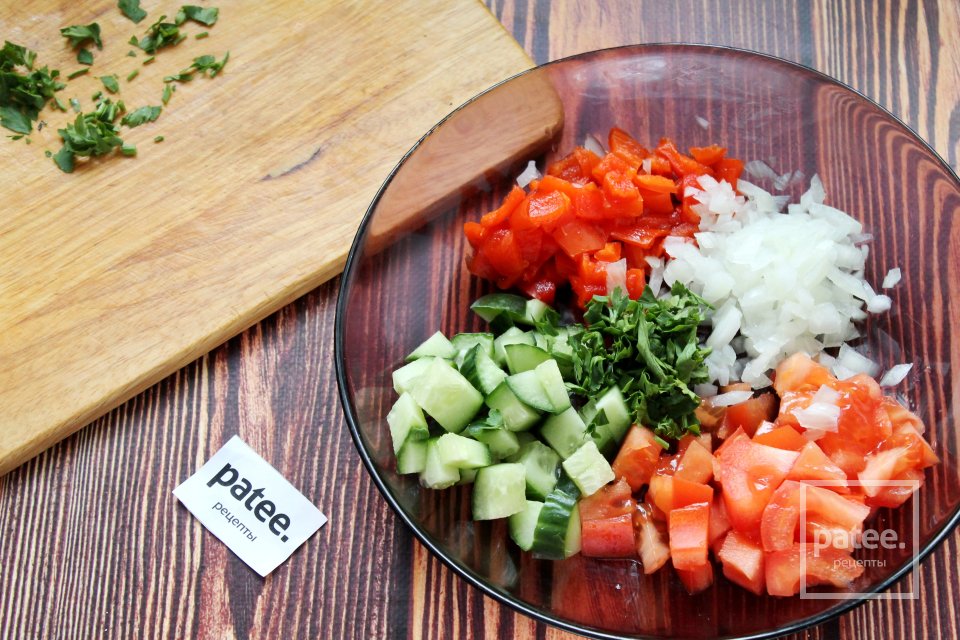 Салат овощной с моцареллой "Любимая жена" - Шаг 10