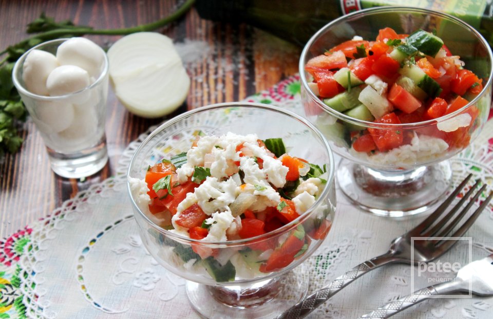 Салат овощной с моцареллой "Любимая жена" - Шаг 16