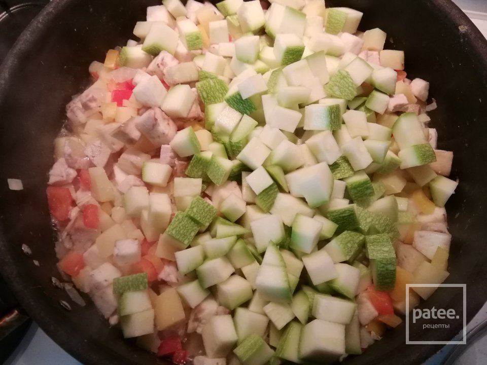 Овощное рагу в сметане - Шаг 4