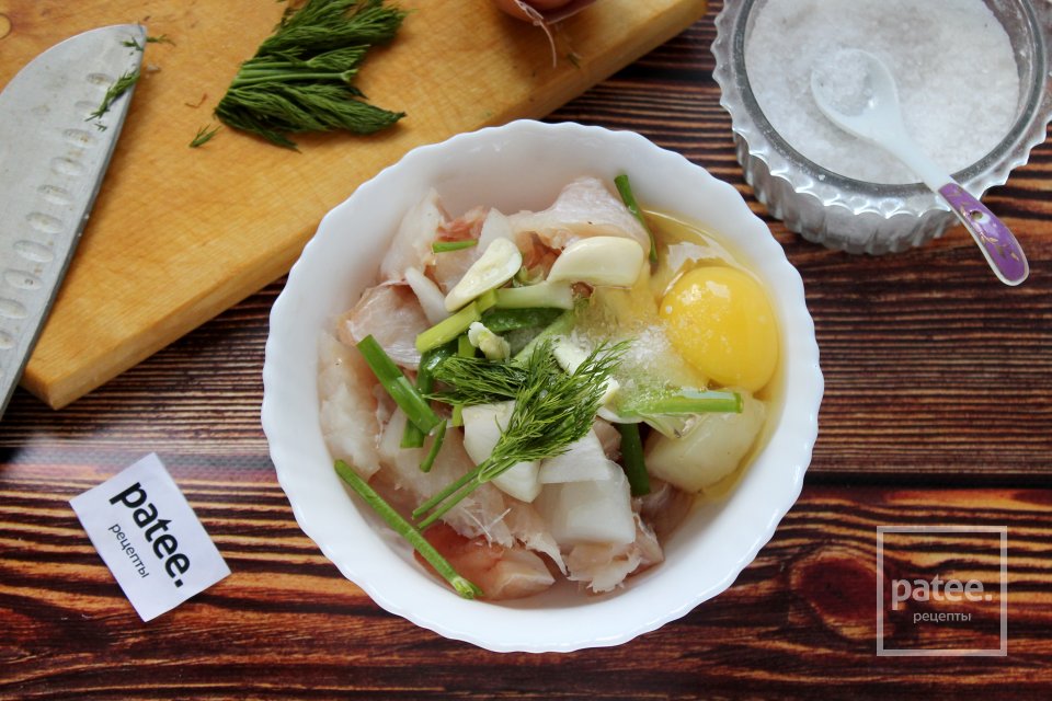 Сочные котлеты из трески с тимьяном - Шаг 9