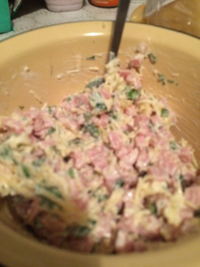 Горячие бутерброды с сосисками - Шаг 1