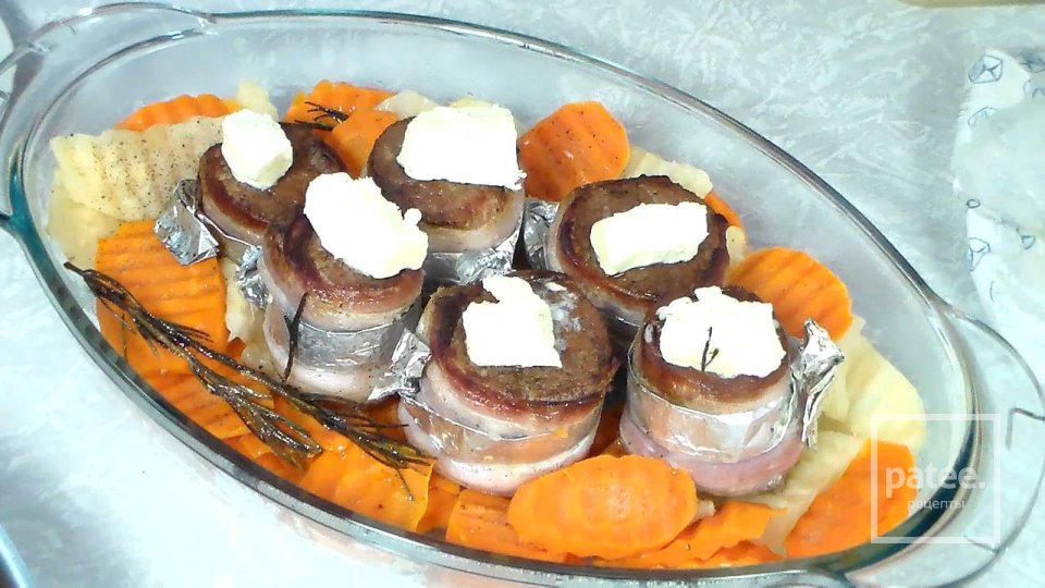Медальоны из свинины в беконе - Шаг 10