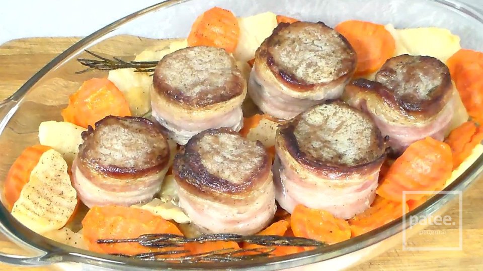 Медальоны из свинины в беконе - Шаг 12