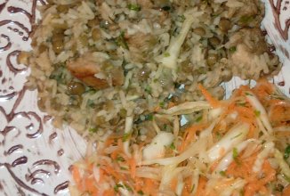 Плов из риса и чечевицы