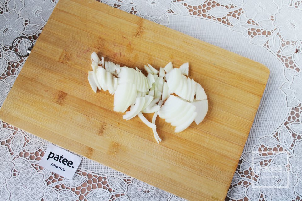 Плов из булгура с курицей на сковороде - Шаг 2