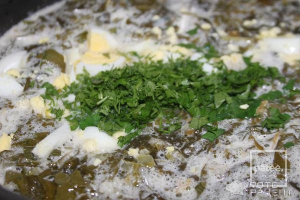 Рецепт: Борщ зеленый "Весенний" - со щавлем, кислым молоком и пшеном - Шаг 12