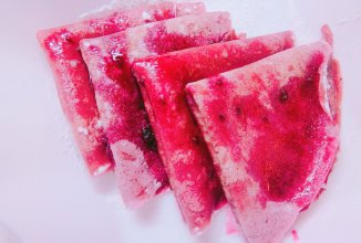 Розовые блинчики