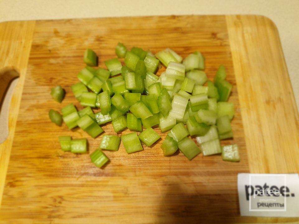 Похлебка из чечевицы с овощами и яйцом - Шаг 7