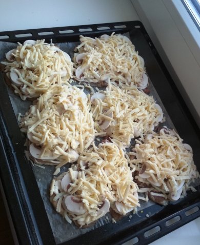 Мясо по-французки с грибами - Шаг 14