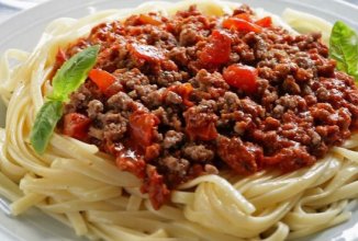 Спагетти с фаршем в томатном соусе