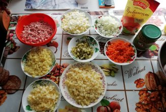 Оливье с яблоком